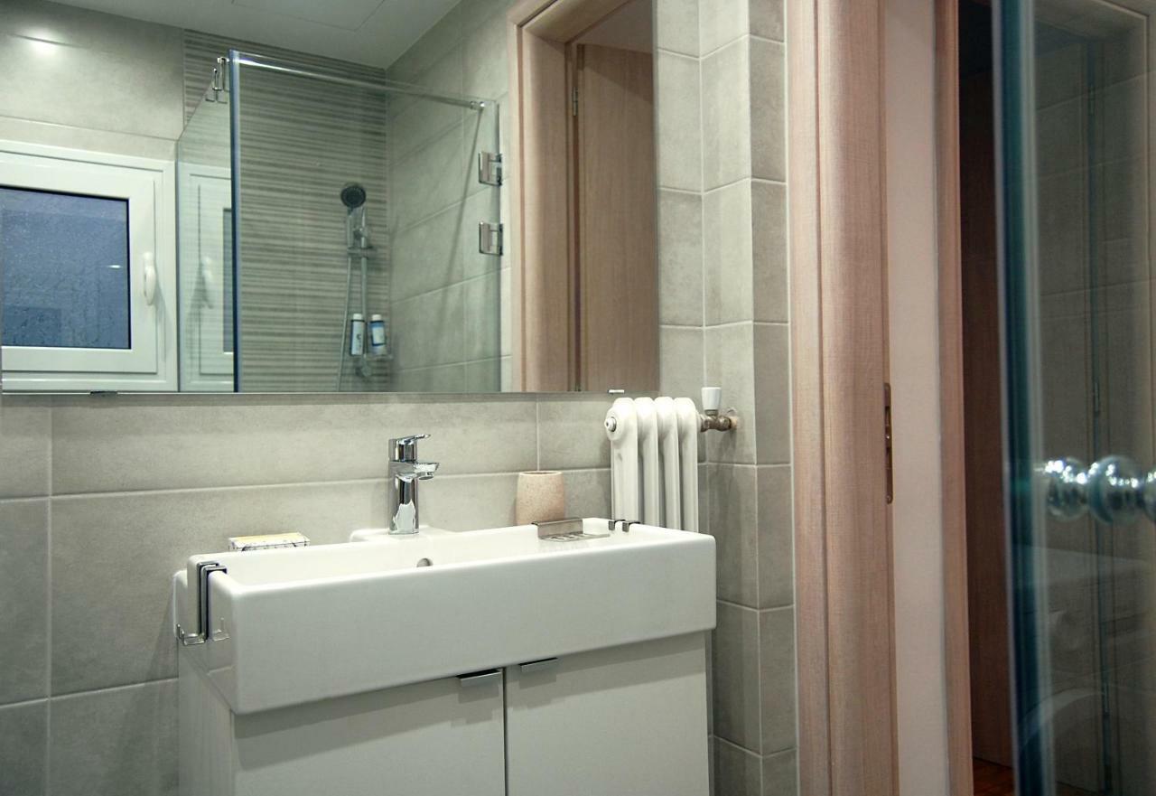 Central & Comfortable, 70M² Apt In Neos Kosmos Atina Dış mekan fotoğraf